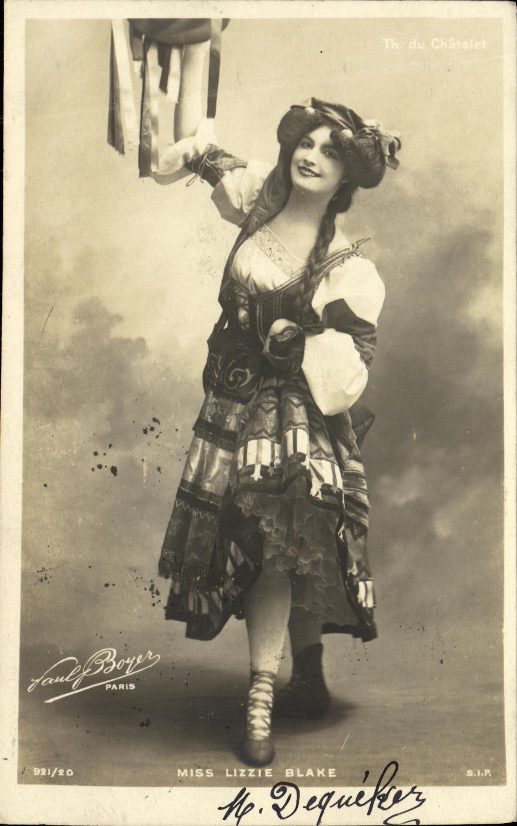 CPA Fantaisie Femme Miss Lizzie Blake