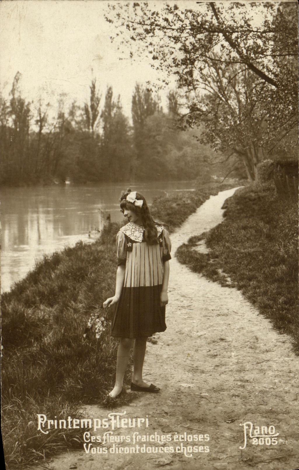 VINTAGE POSTCARD Fantasy Child flowered Spring