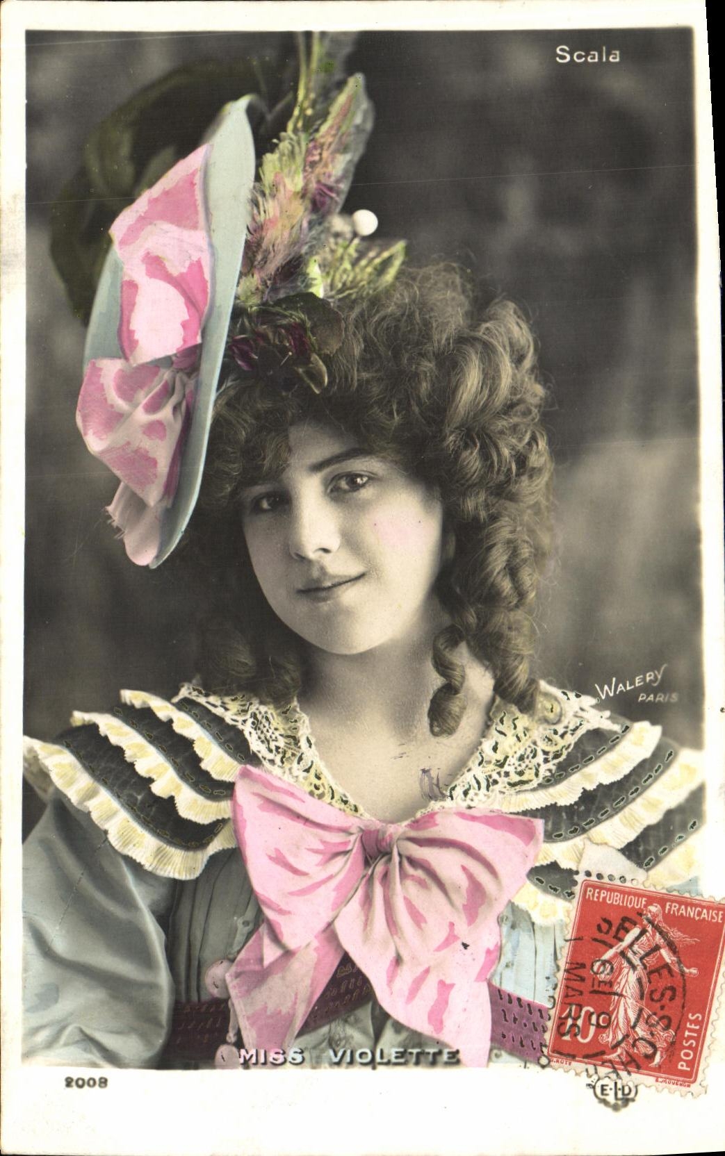 CPA Fantaisie Femme Miss Violette Scala