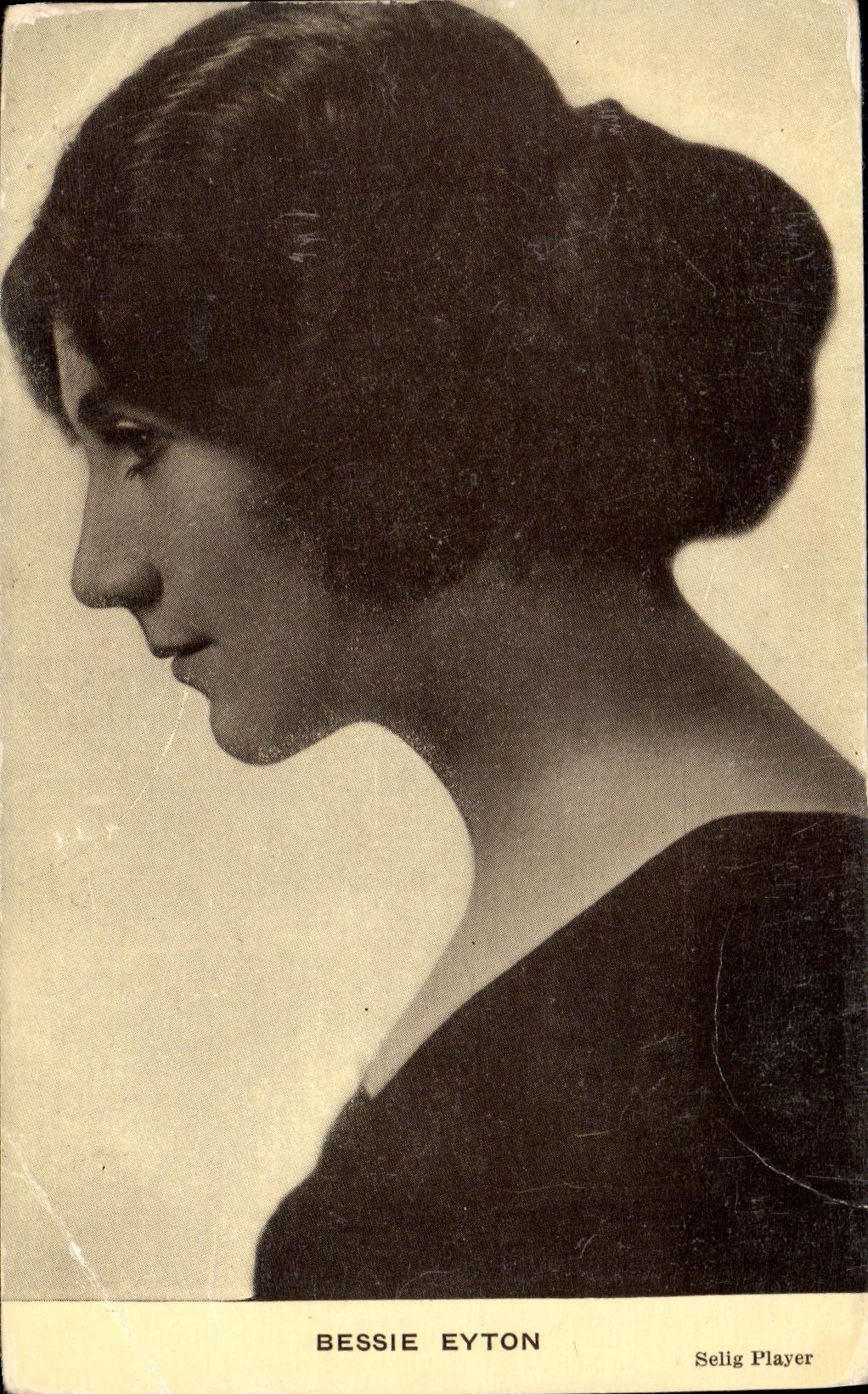 CPA Fantaisie Femme Bessie Eyton