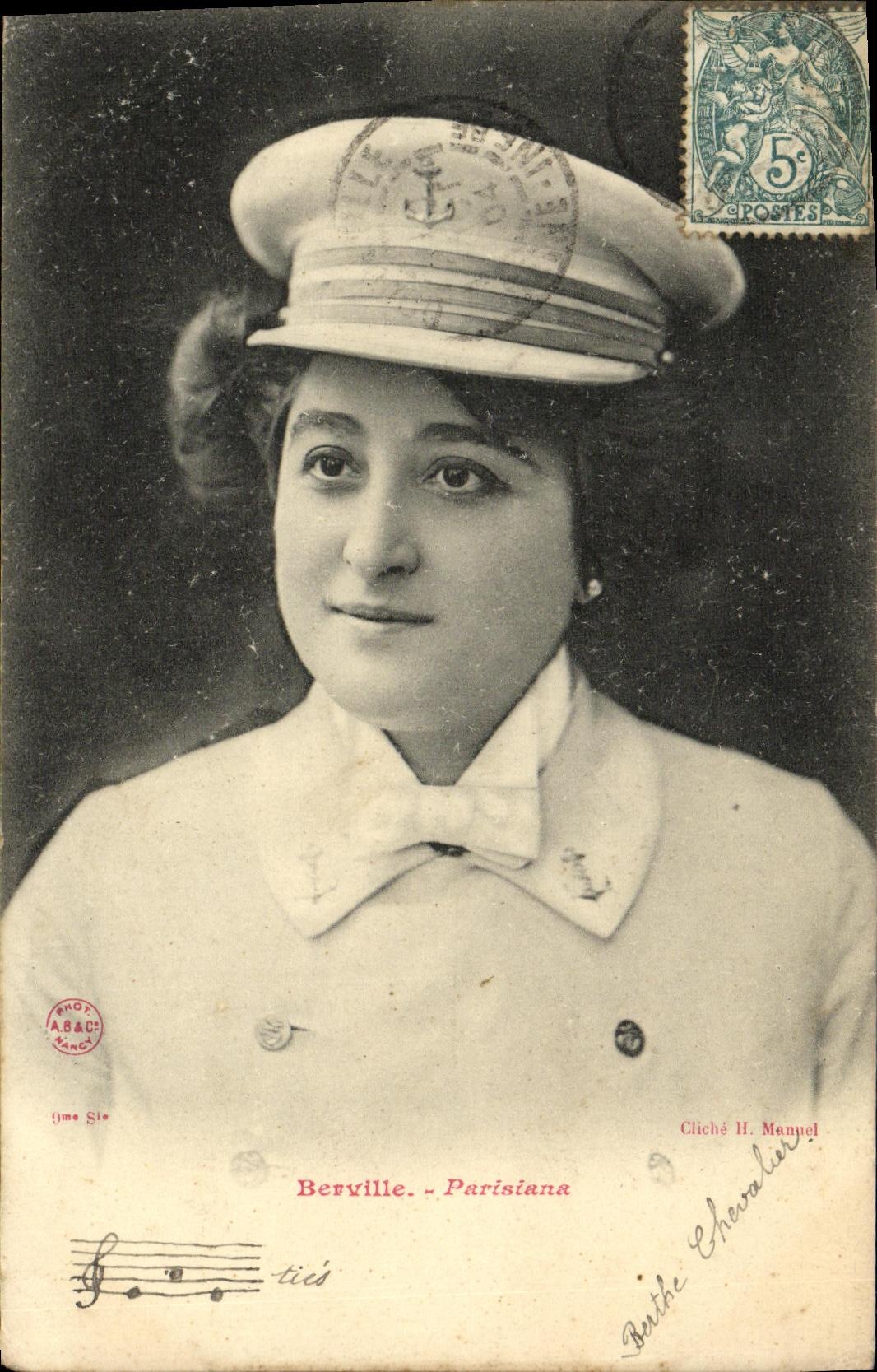 CPA Fantaisie Femme Berville Parisiana