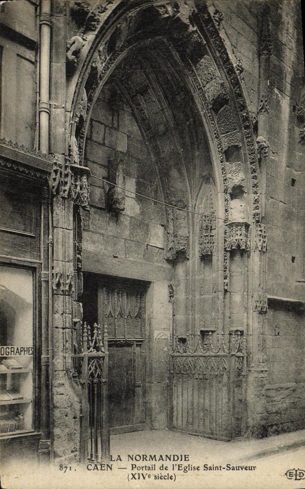 VINTAGE POSTCARD Caen Gate of L Church Saint Saver
