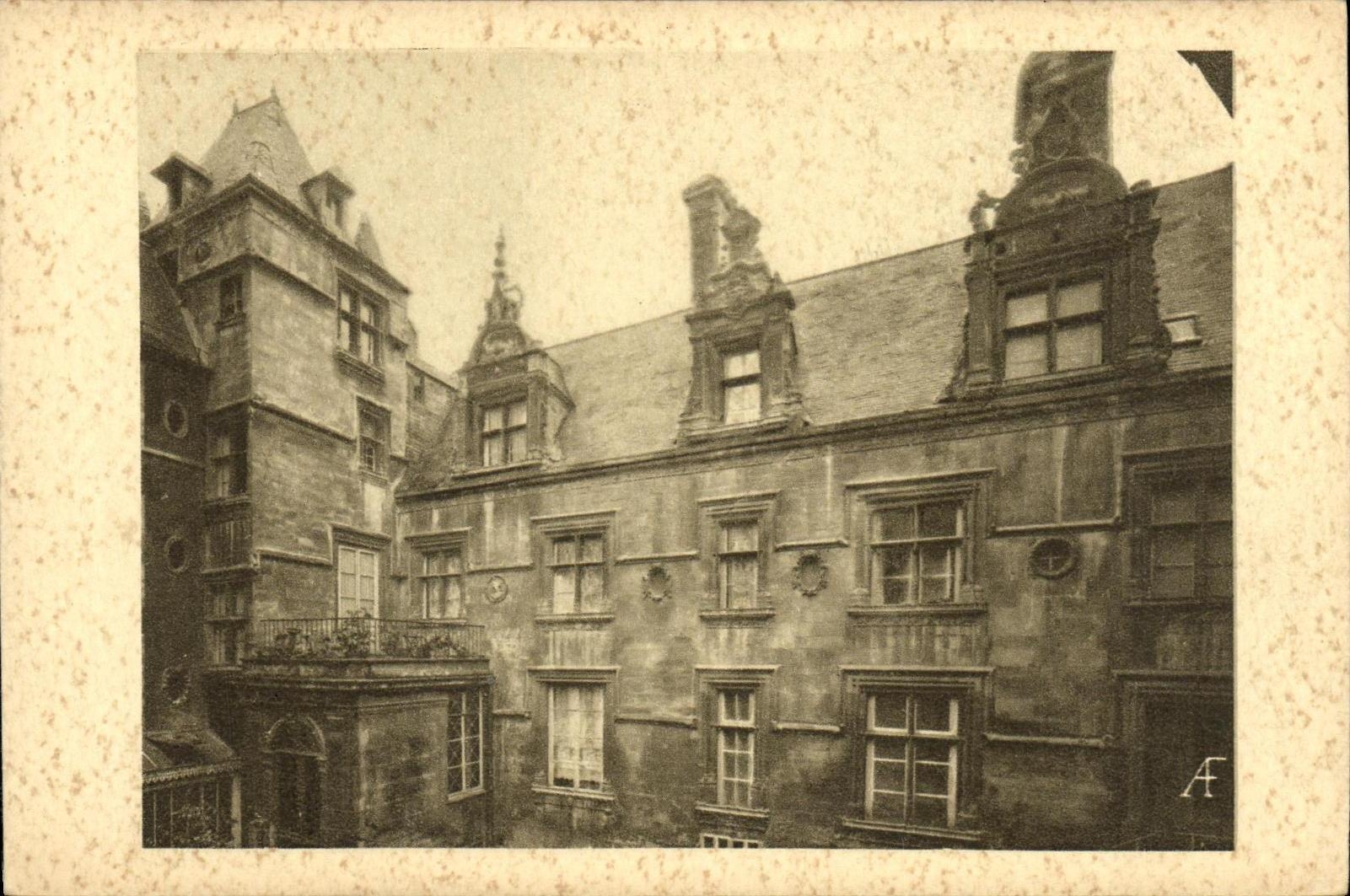 VINTAGE POSTCARD Caen Court of L Hotel of Than