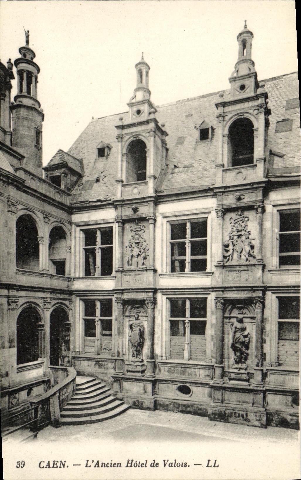 VINTAGE POSTCARD Caen L Old Hotel of Valois