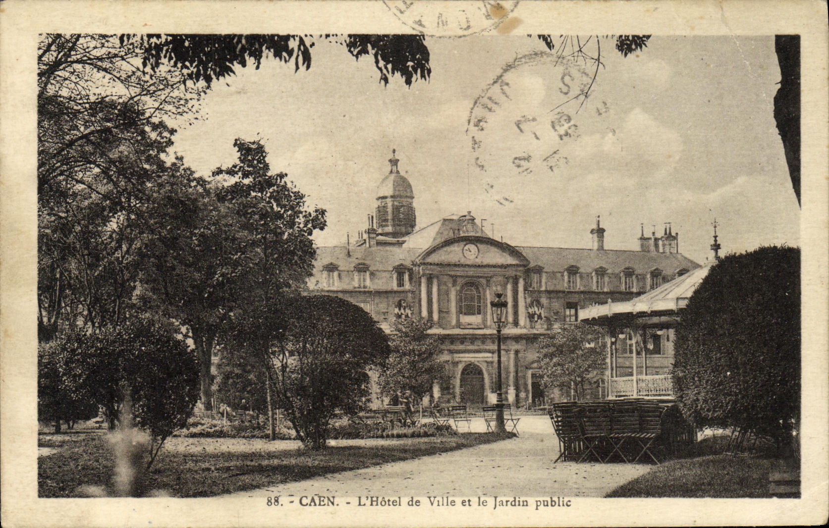 VINTAGE POSTCARD Caen L Town hall and the Public garden