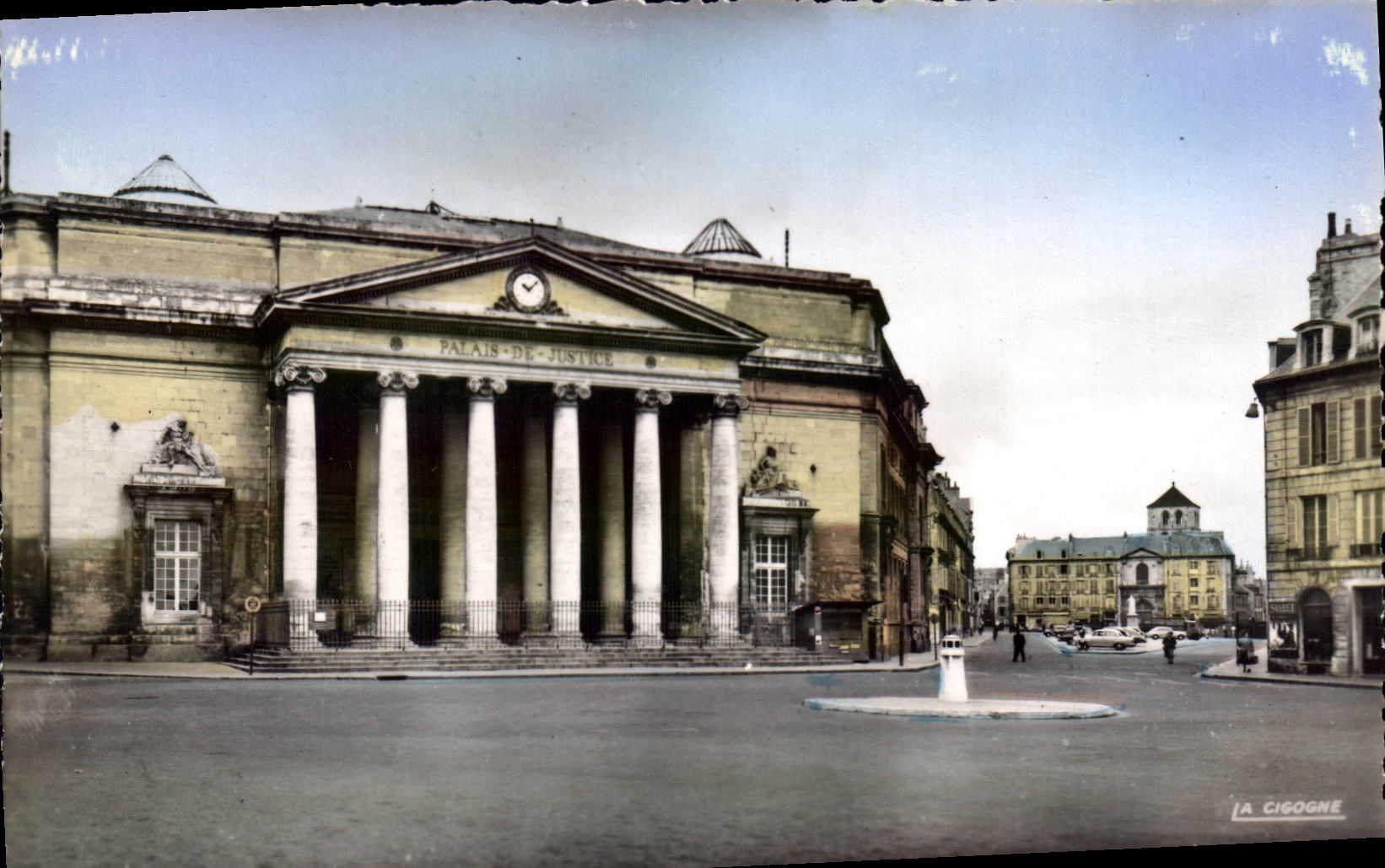 CPSM Caen the place Holy Saver and law courts