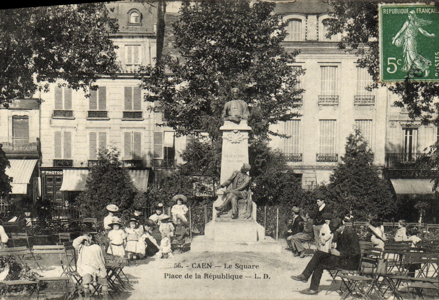 VINTAGE POSTCARD Caen Places Republic Children