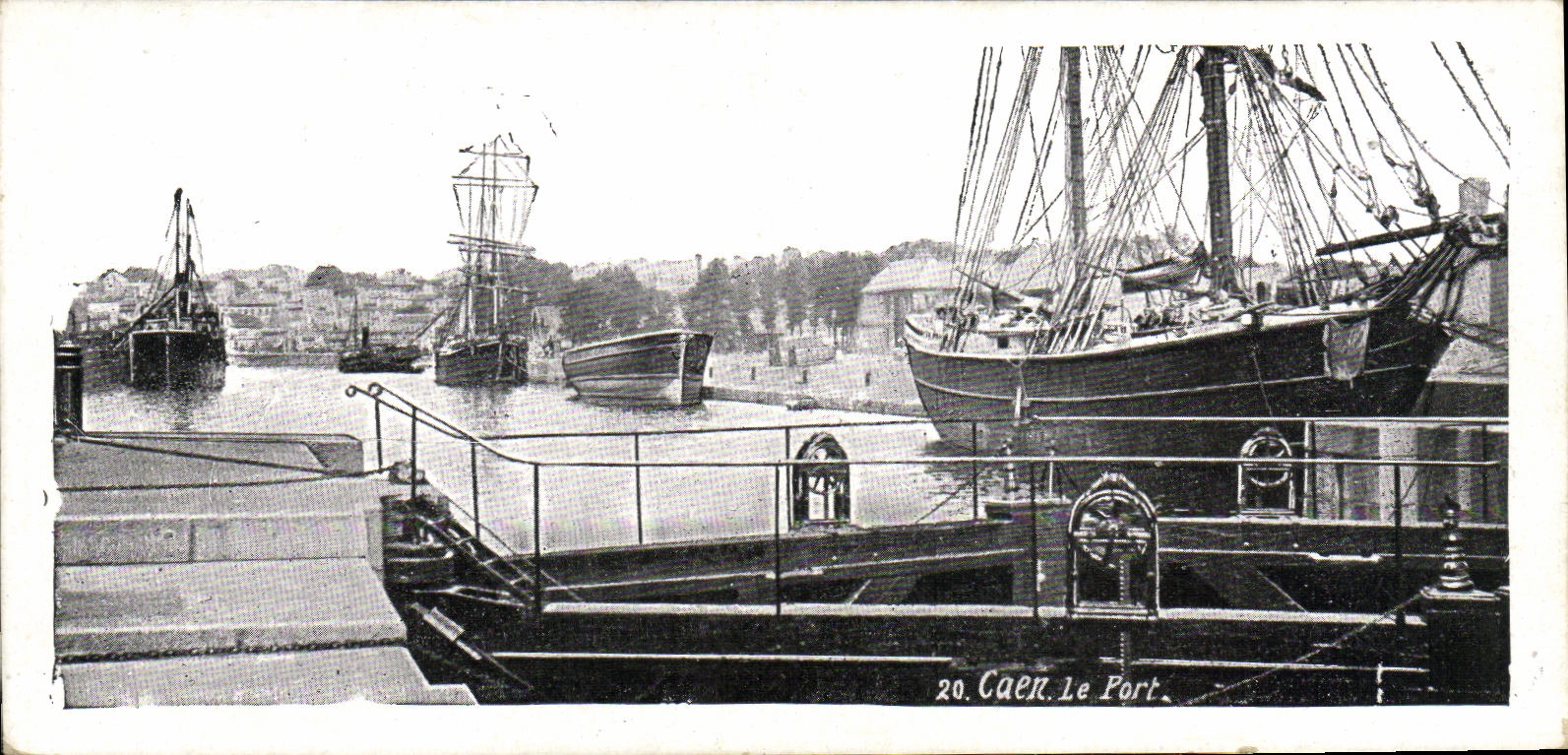 VINTAGE POSTCARD Caen the port Boat