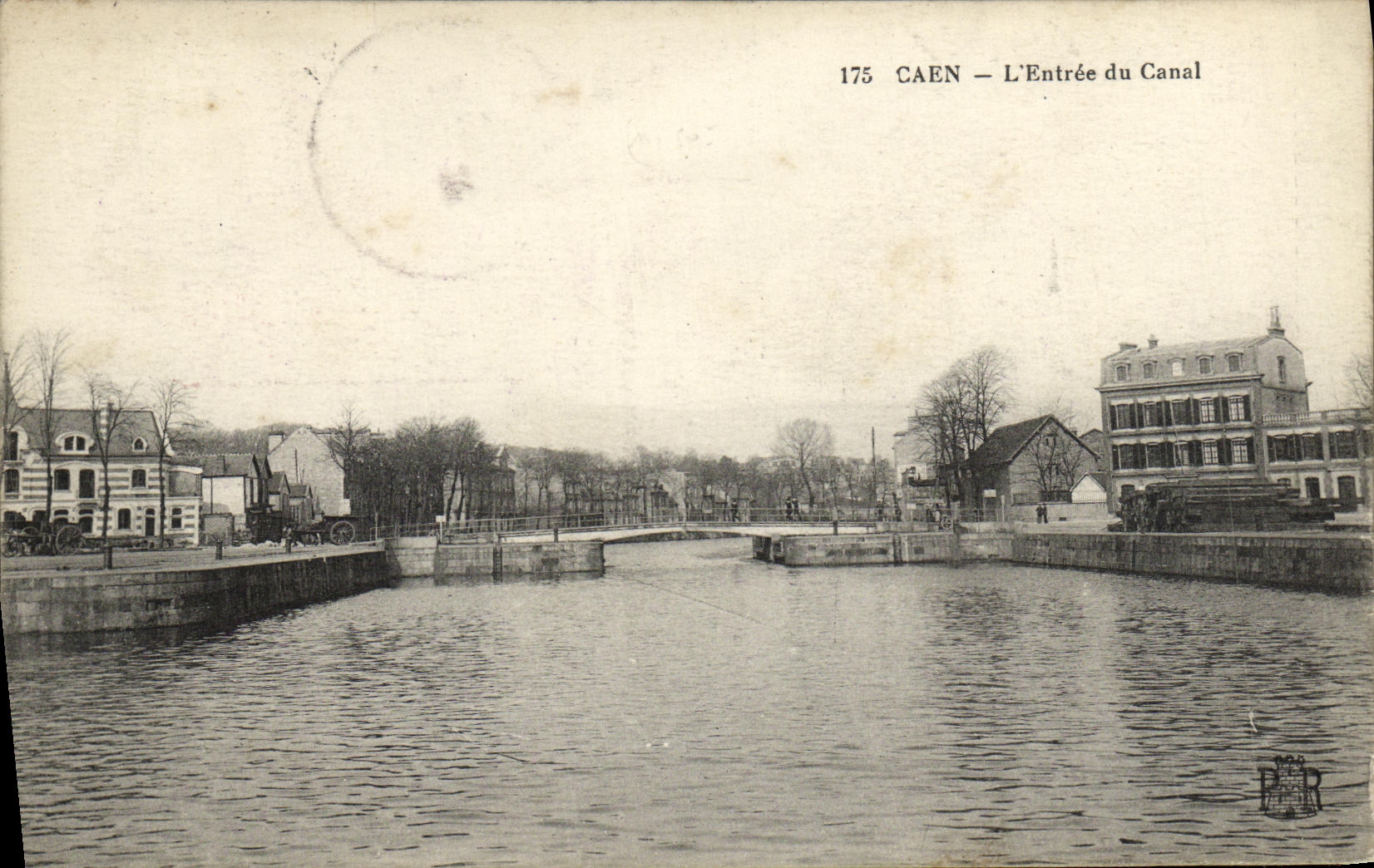 VINTAGE POSTCARD Caen L Entered of the Canal