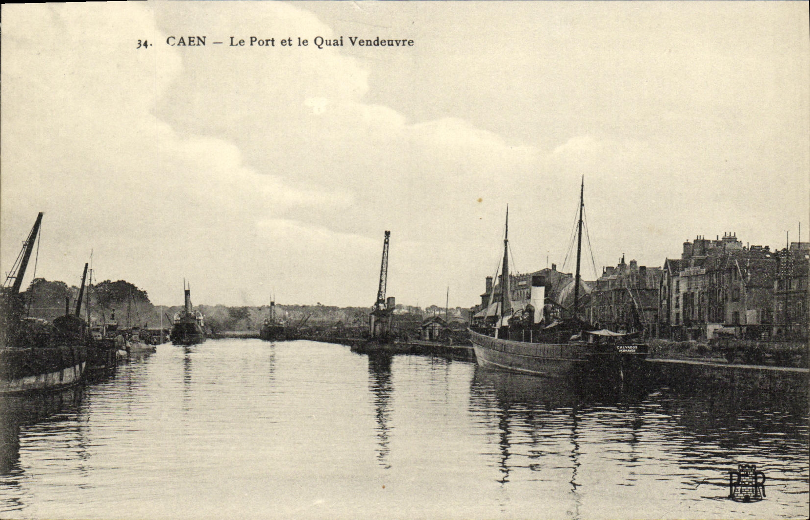 VINTAGE POSTCARD Caen the Port and the Quay Vendeuvre Boats