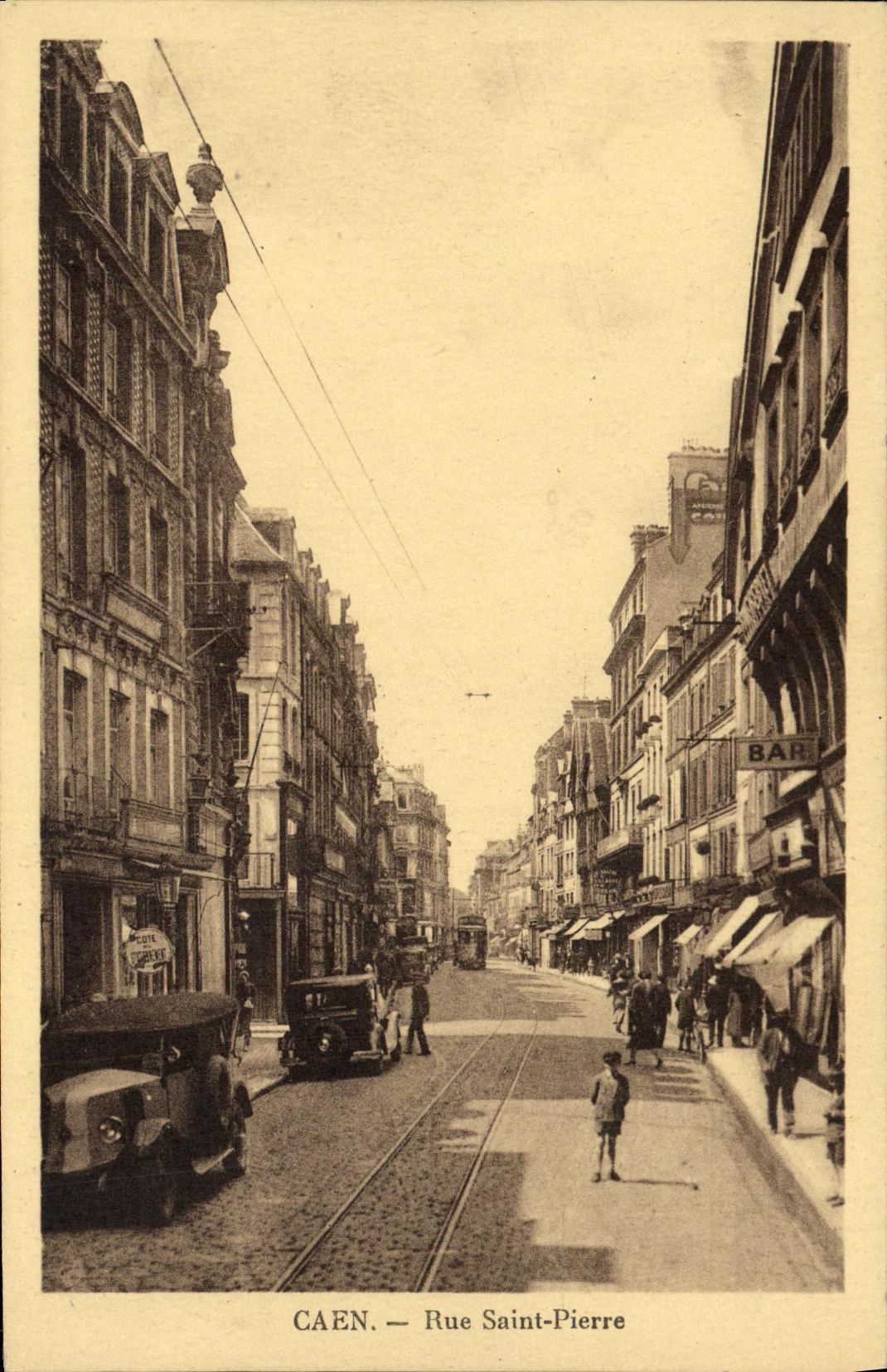 VINTAGE POSTCARD Caen Street Saint Pierre cars