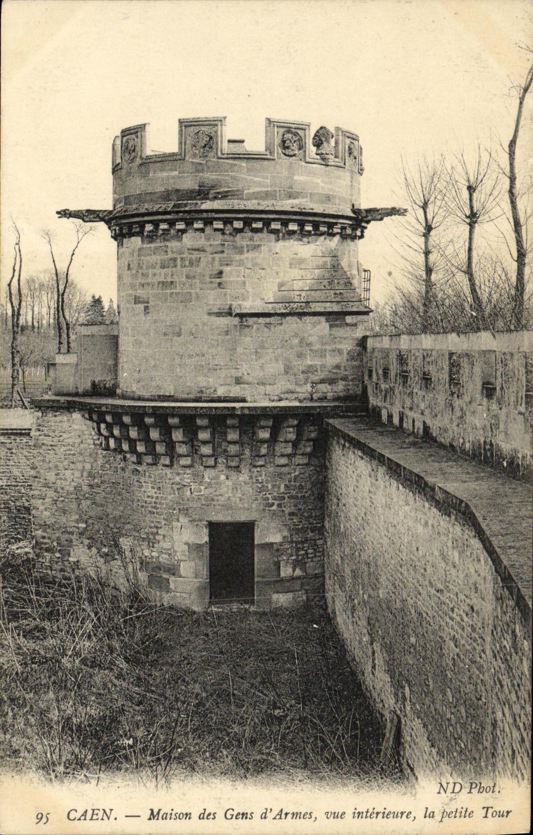 VINTAGE POSTCARD Caen the Tower of People D Weapons Seen Interior the Small Tower