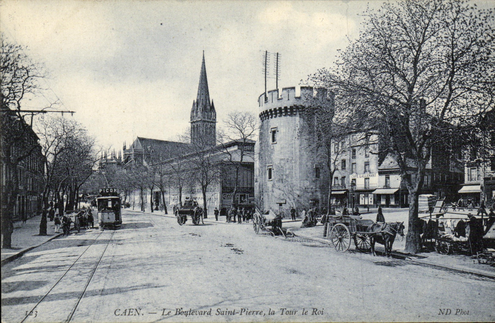 VINTAGE POSTCARD Caen the Boulevard Saint Pierre the Tower the King