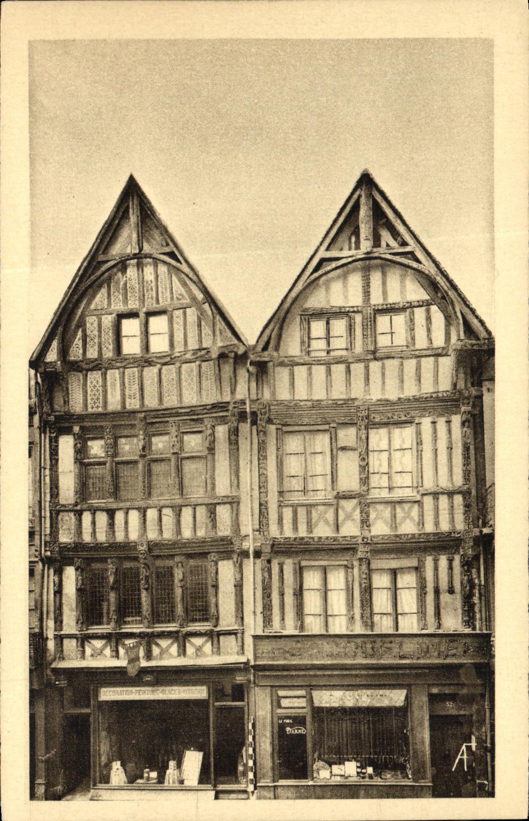 VINTAGE POSTCARD Caen Old women Houses of Wood Street Saint Pierre