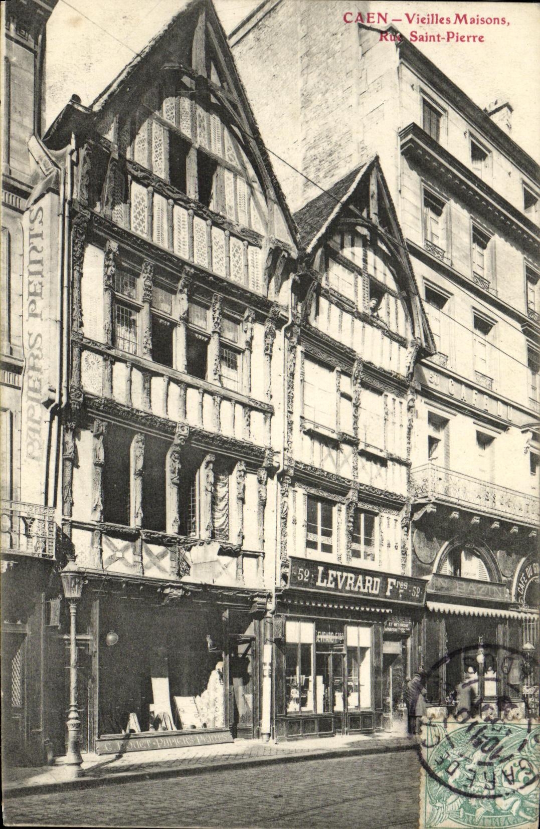 VINTAGE POSTCARD Caen Old woman House Street St Pierre Levrard
