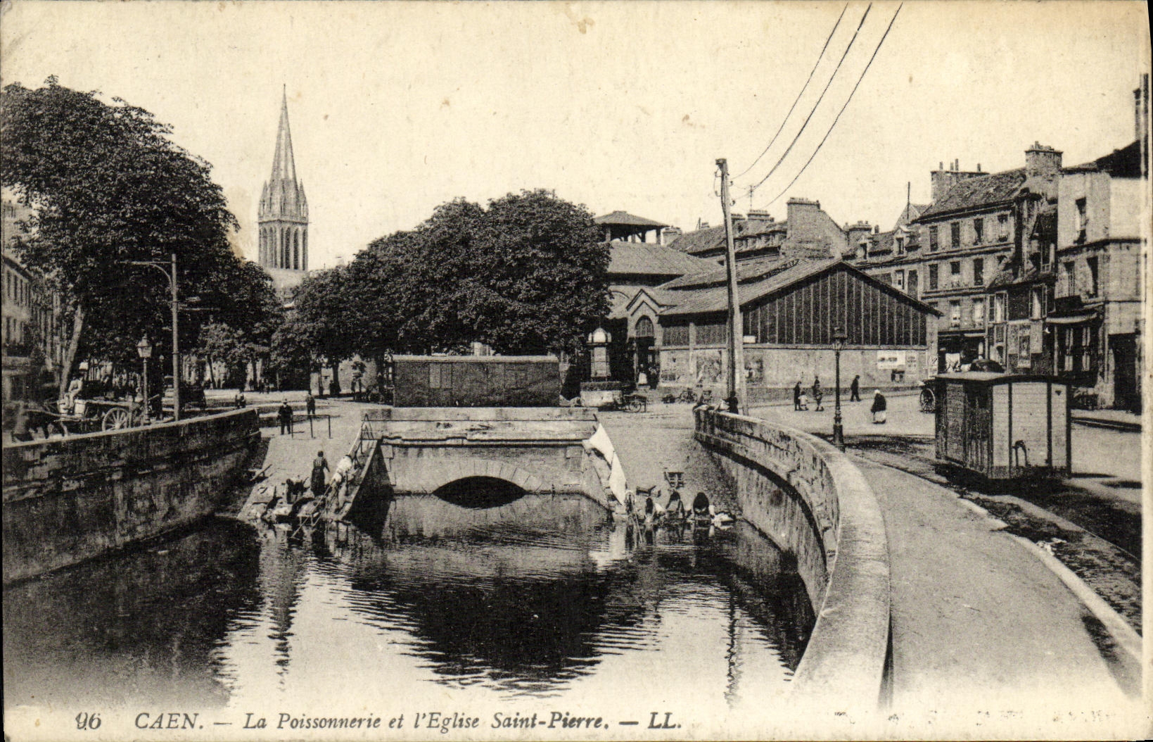 La POSTAL Caen de la VENDIMIA los pescados hace compras y L campos de la lavanda del Saint Pierre de la iglesia