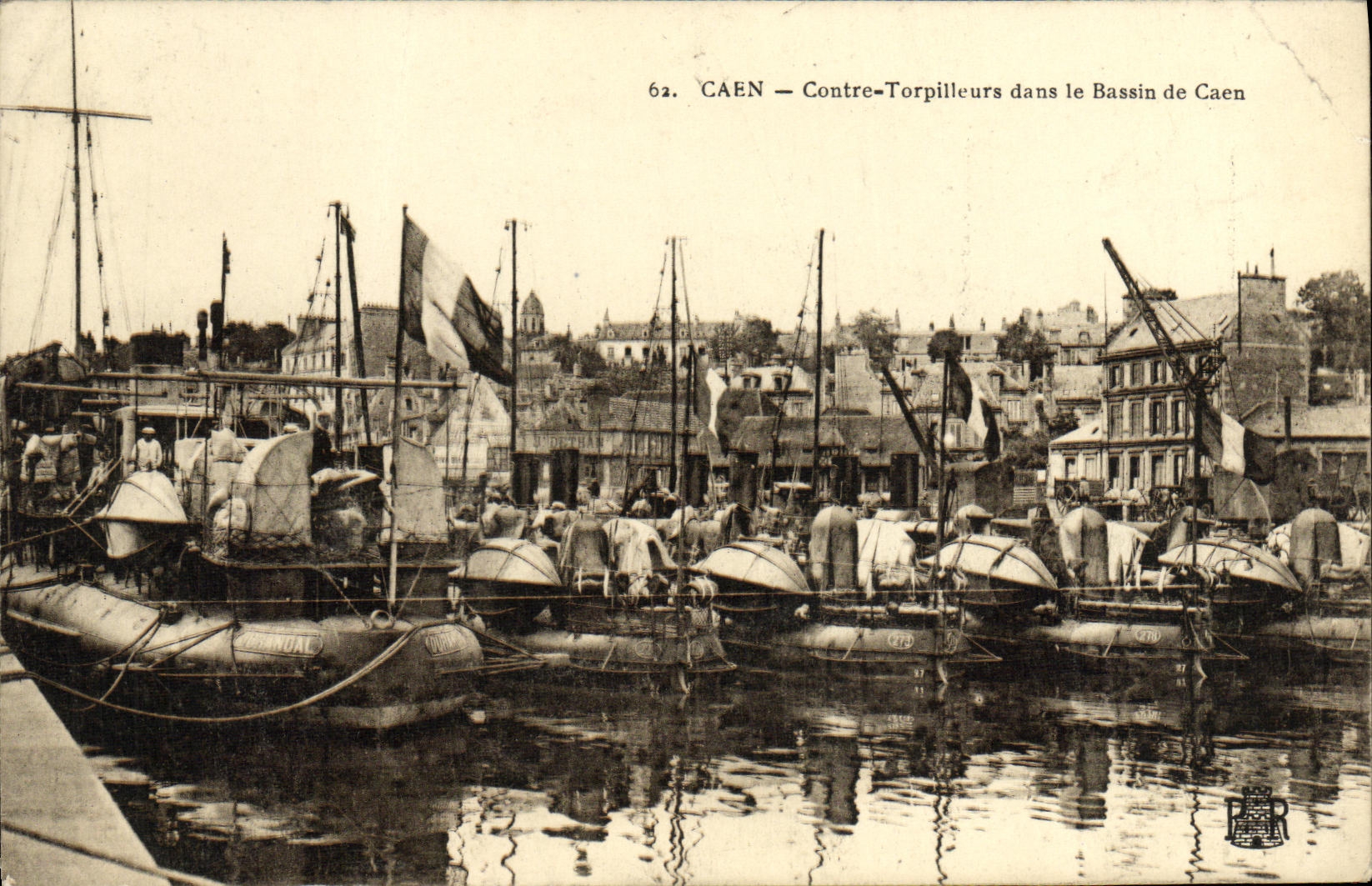 POSTAL Caen de la VENDIMIA contra los destructores en el lavabo de Caen