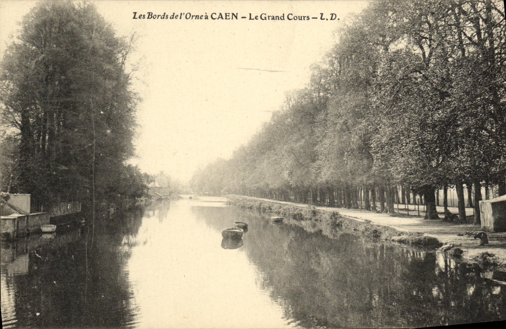 La POSTAL Caen de la VENDIMIA los bordes L adorna el gran curso