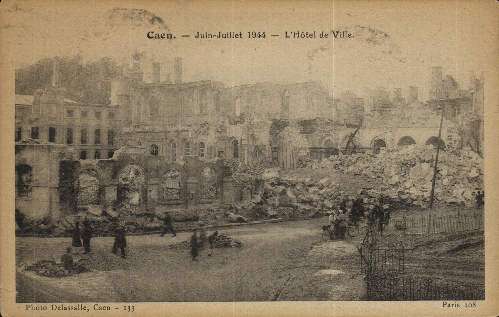 VENDIMIA POSTAL Caen junio julio de 1944 L ayuntamiento Militaria