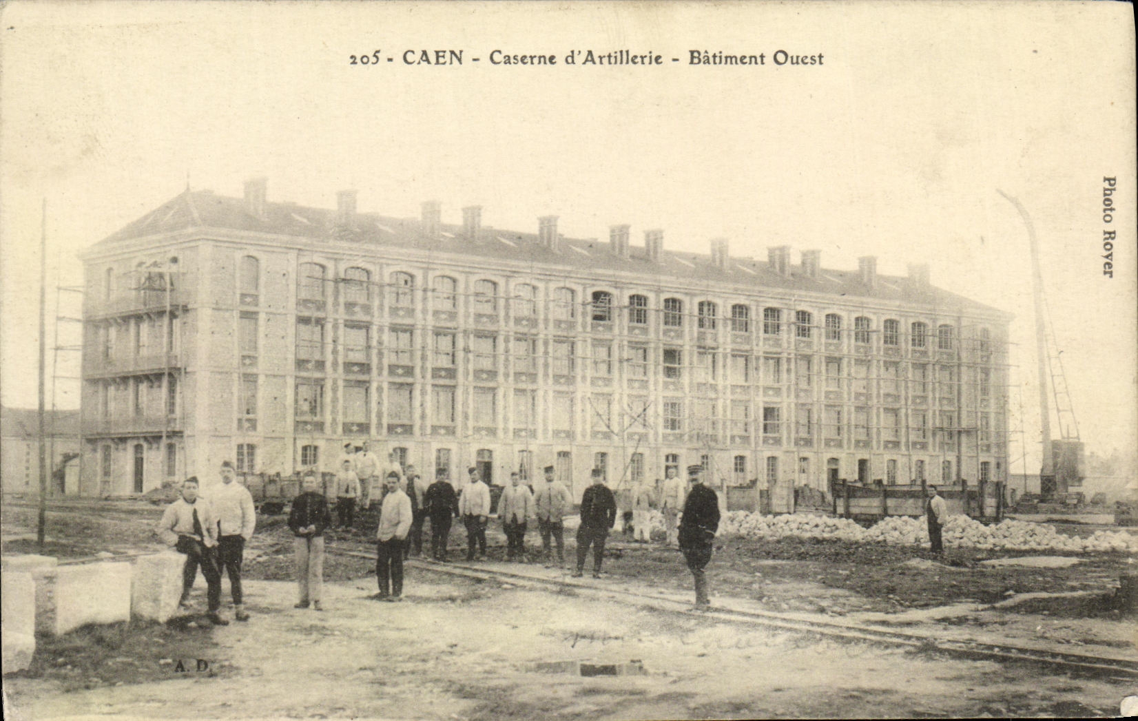 La POSTAL Caen de la VENDIMIA acuartela la artilleria Militaria constructivo occidental de D