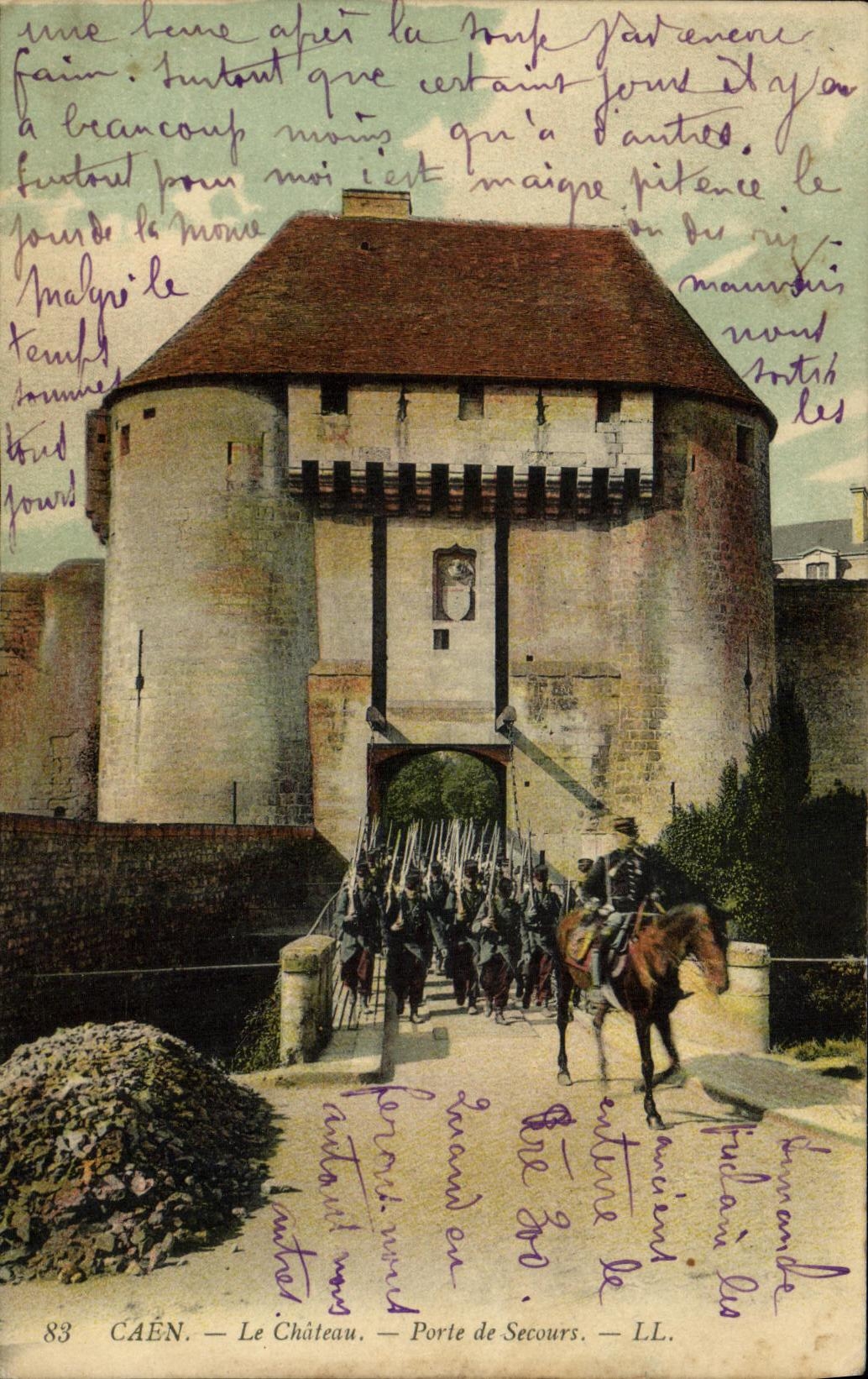 La POSTAL Caen de la VENDIMIA el castillo lleva la ayuda Militaria Chevaux