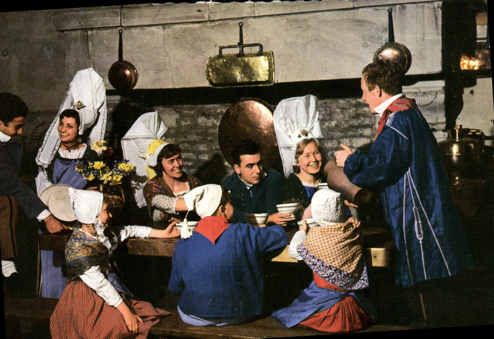 POSTAL MODERNA Normandia para probarla grupo popular de folklore de Caen