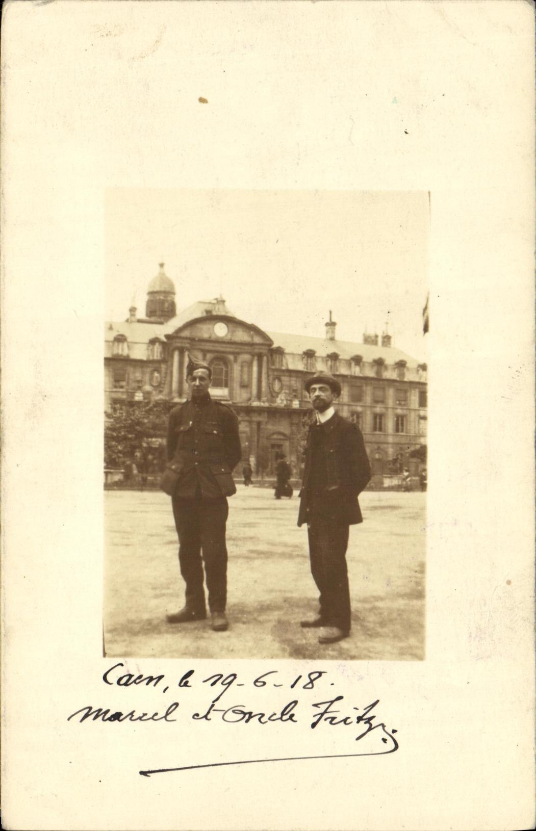 Postal photo manual 1918 de Caen y tio Fritz