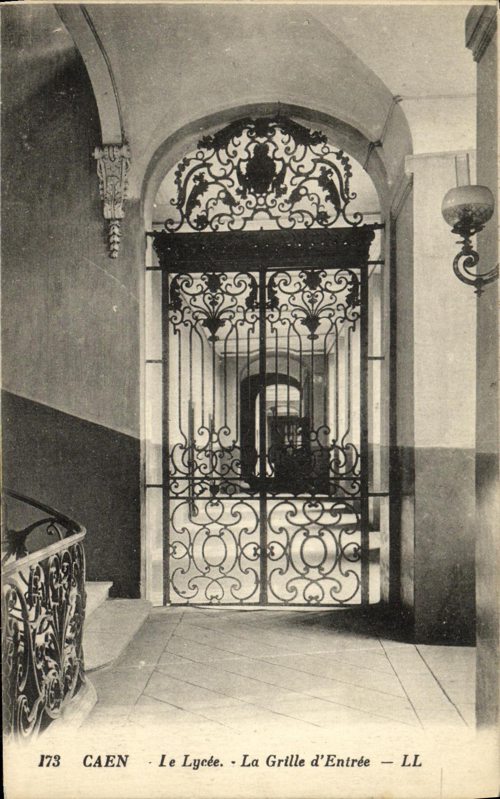 POSTAL Caen de la VENDIMIA la universidad la rejilla D incorporada