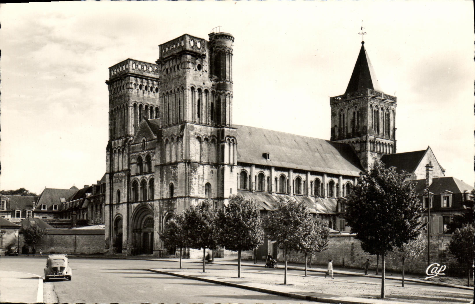CPSM Caen L abadia con las senoras