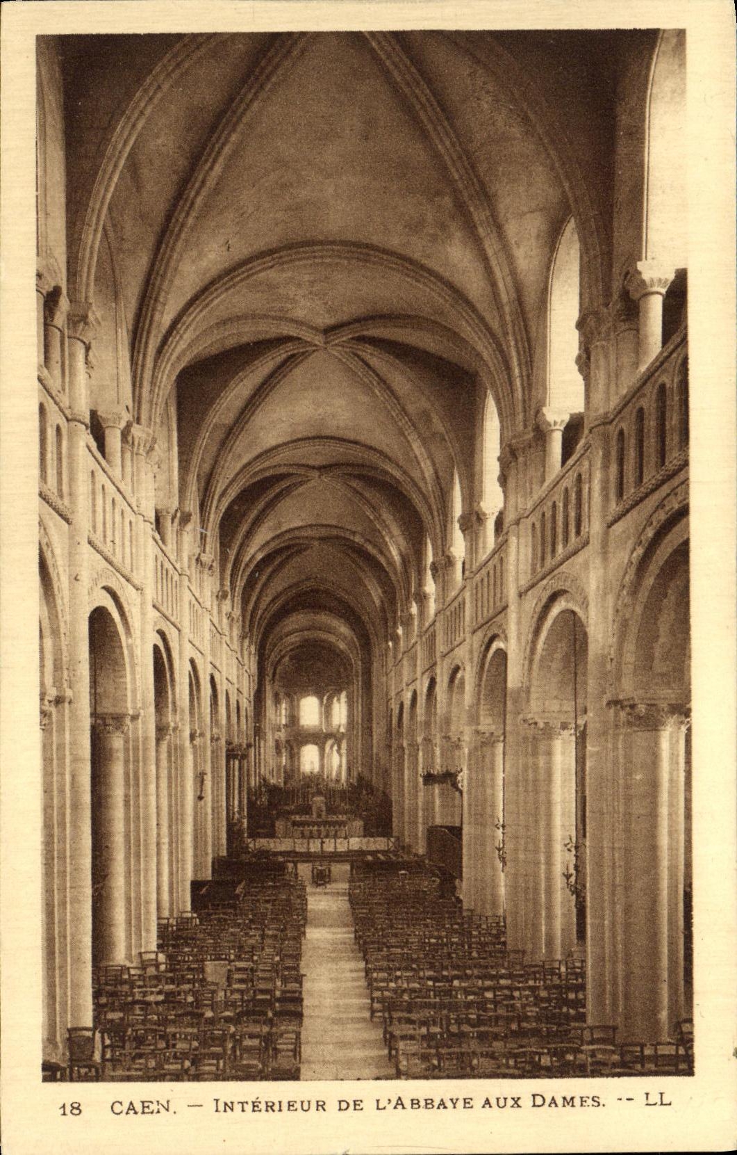 POSTAL Caen interior de la VENDIMIA de L abadia a las senoras