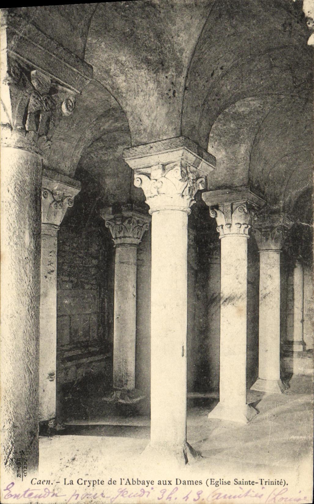 POSTAL Caen de la VENDIMIA la cripta de L abadia a la iglesia de las senoras de la trinidad