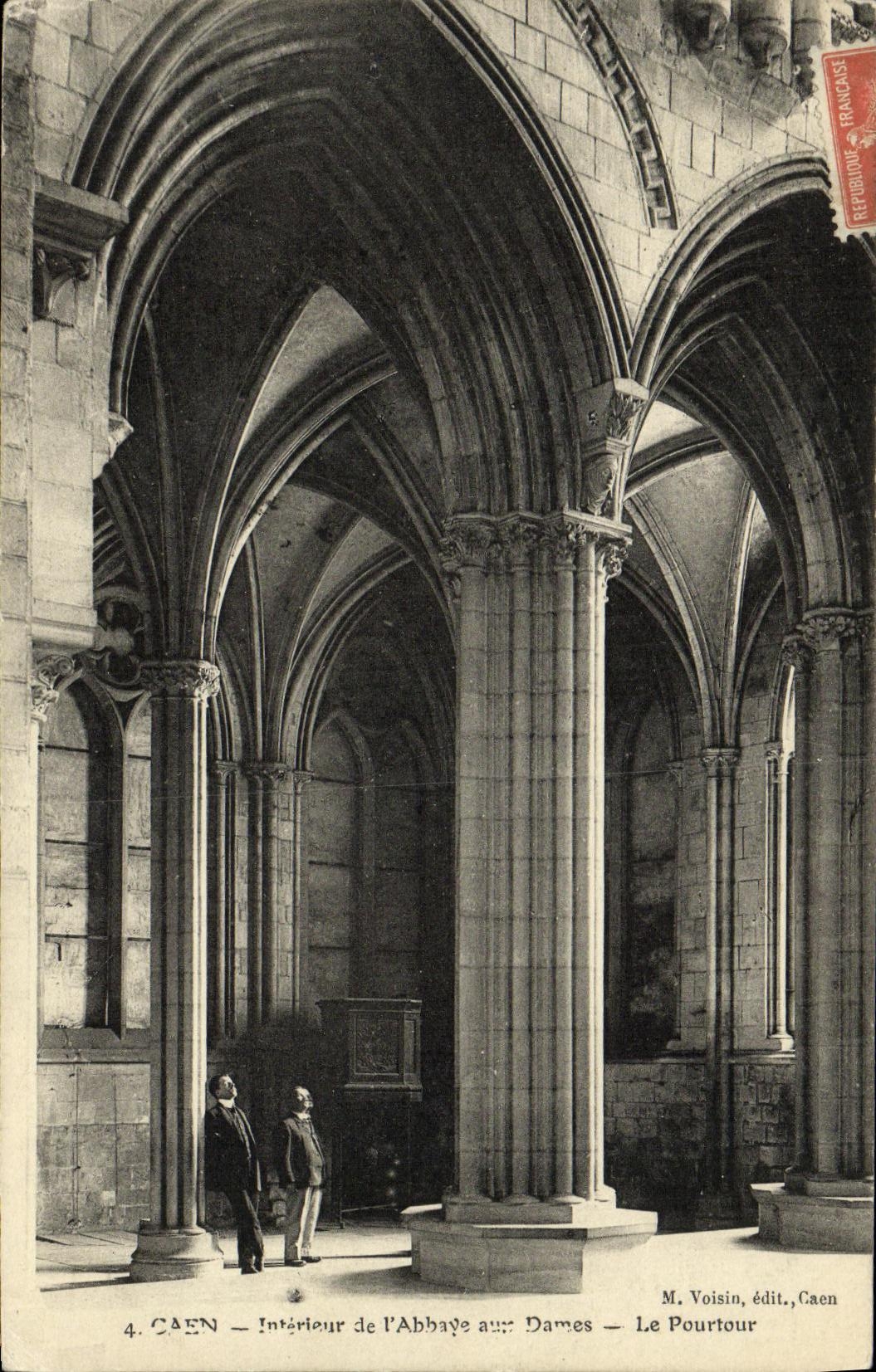 POSTAL Caen interior de la VENDIMIA de L abadia a la circunferencia de las senoras