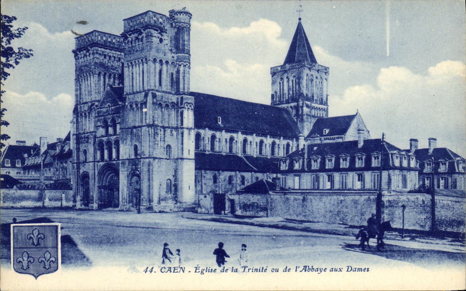 Iglesia de Caen de la POSTAL de la VENDIMIA de la trinidad L abadia a las senoras
