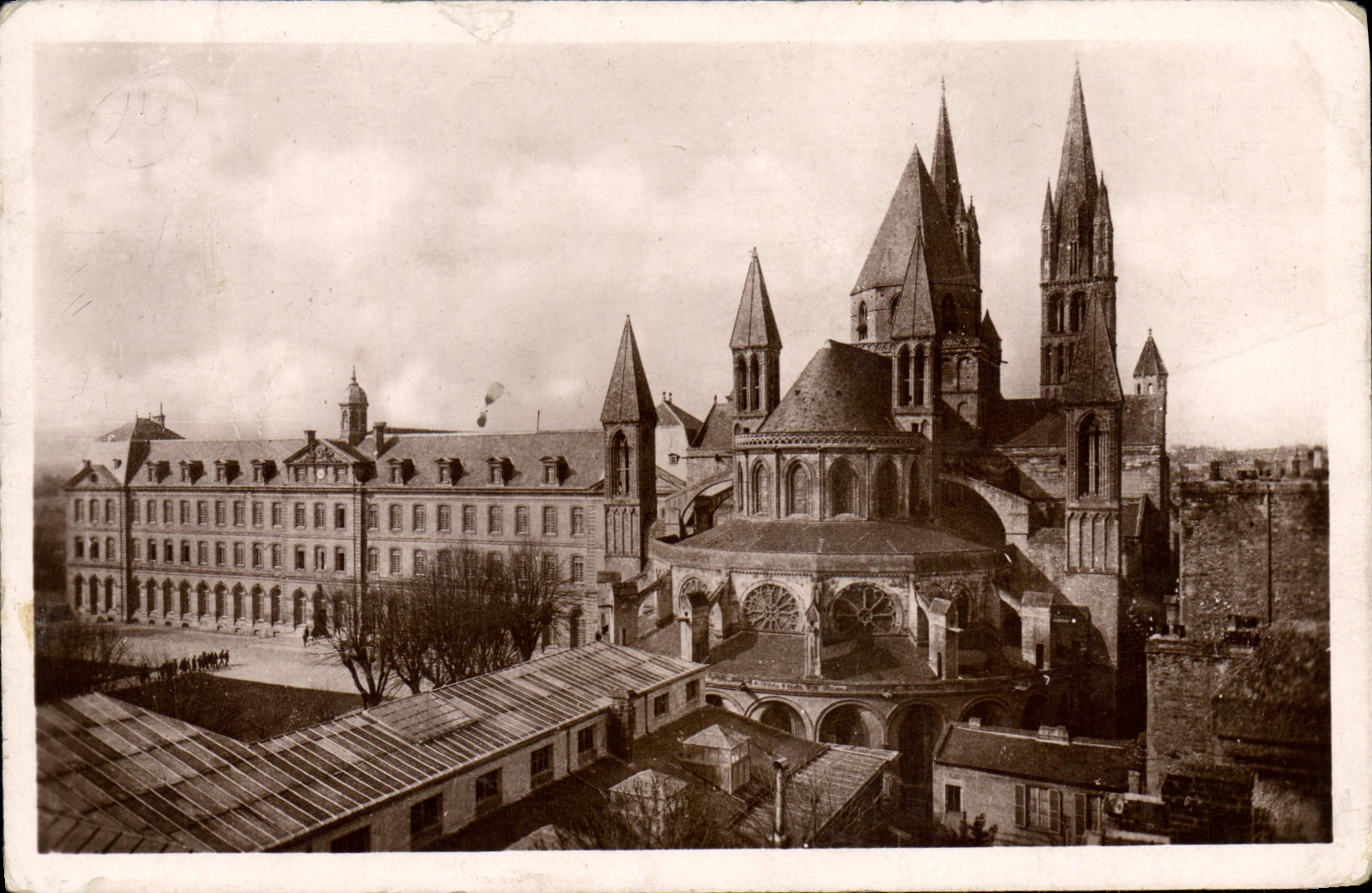 POSTAL MODERNA Caen Eglise Saint E tienne Abbaye con las dimensiones L Abside de los hombres y la universidad