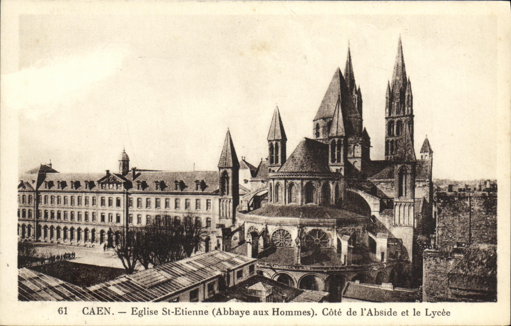 La POSTAL Caen Eglise Etienne de la VENDIMIA Saint dimensiona L apse y la universidad
