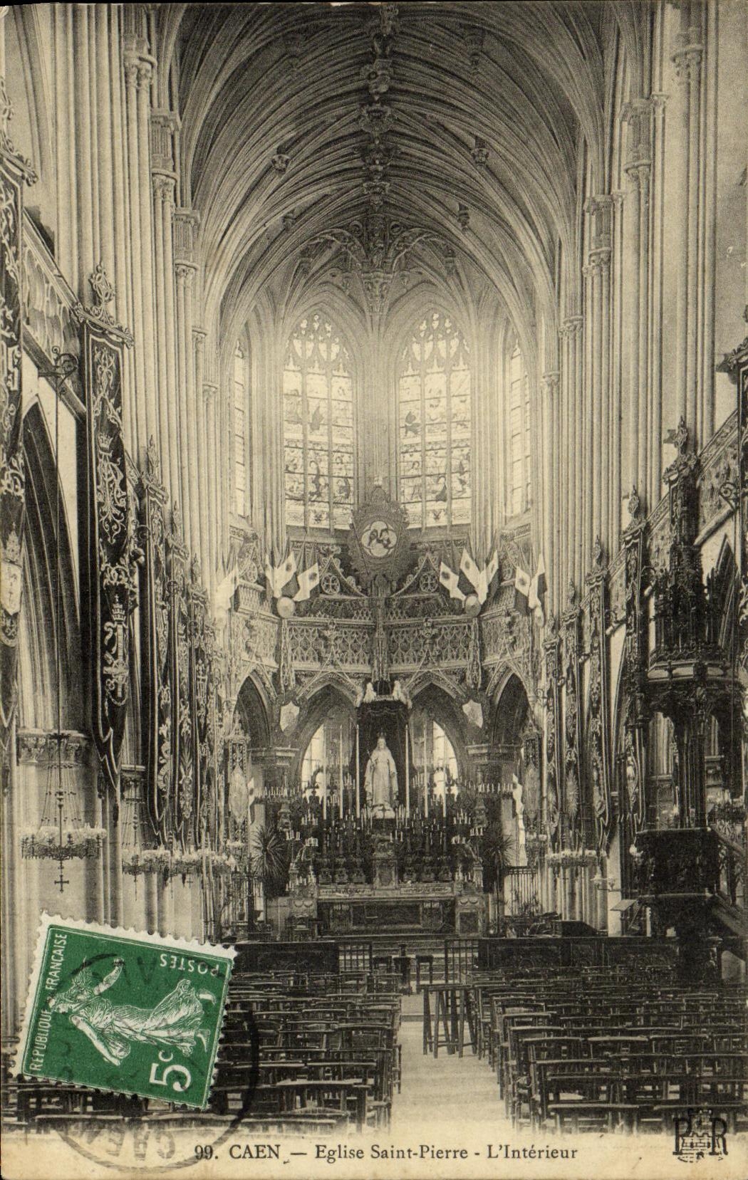 Saint Pierre L interior de la iglesia de Caen de la POSTAL de la VENDIMIA