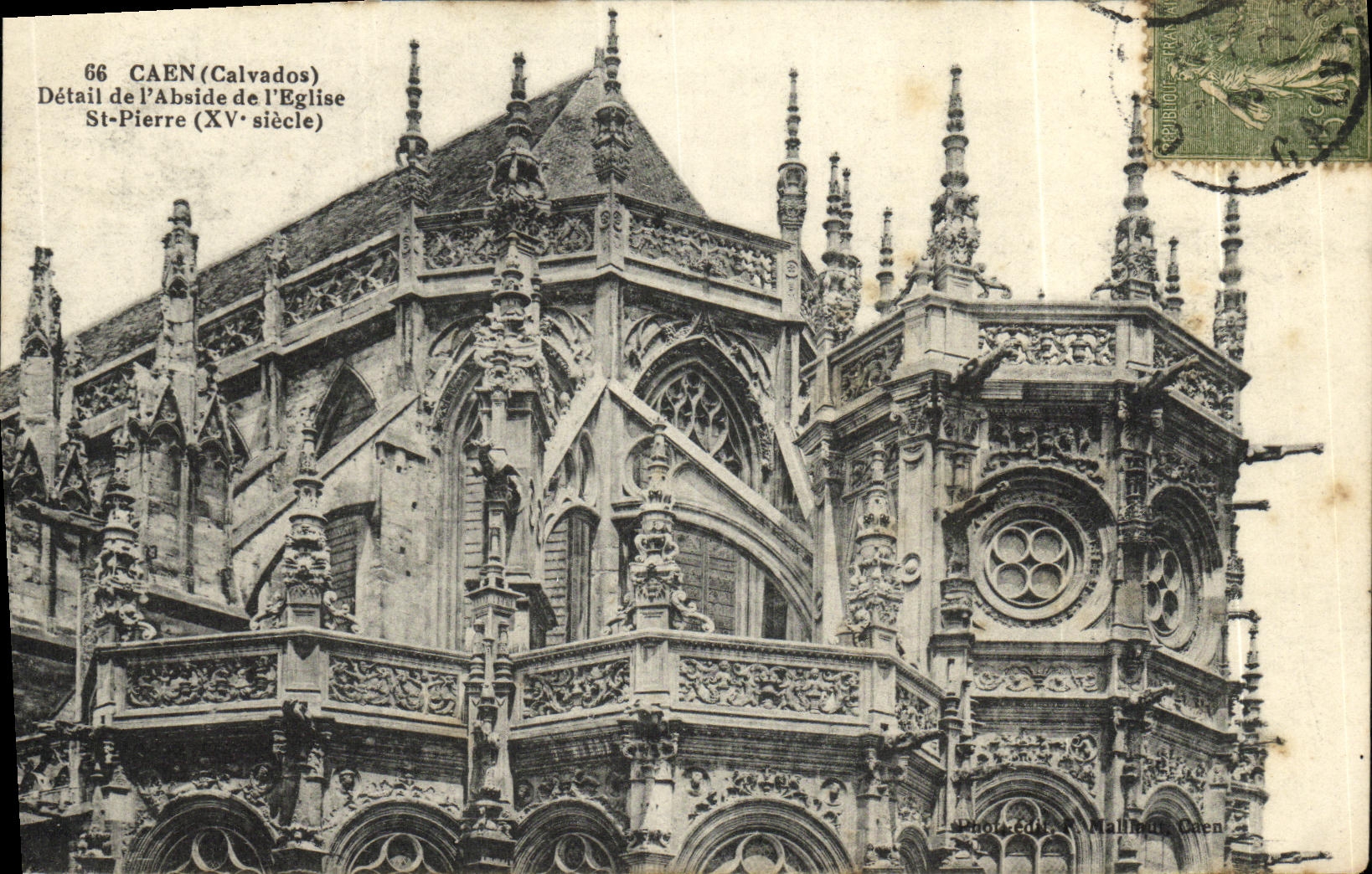 Detalle del Saint Pierre de la iglesia de Caen de la POSTAL de la VENDIMIA de L apse