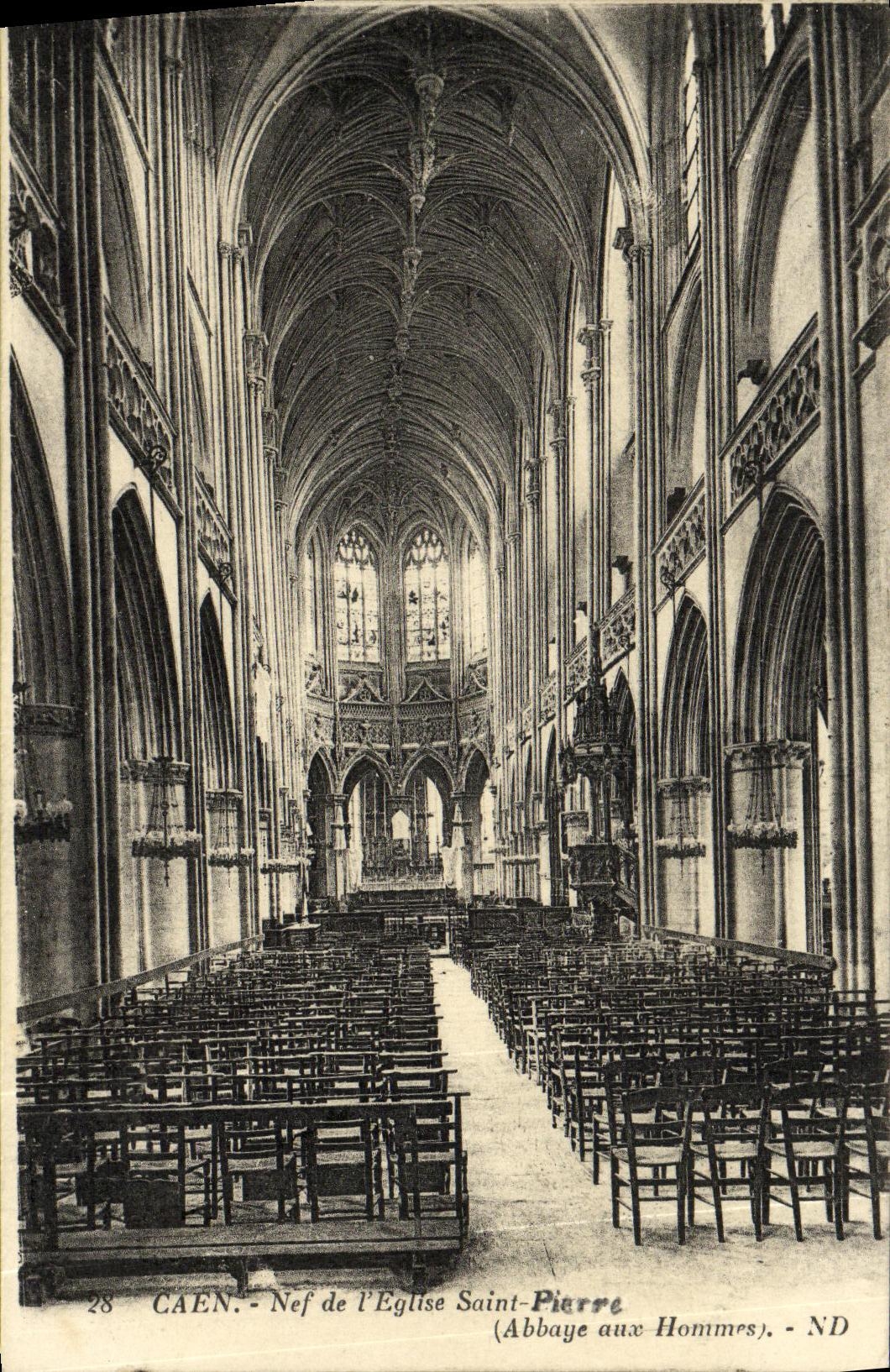 Cubo del Saint Pierre de la iglesia de Caen de la POSTAL de la VENDIMIA