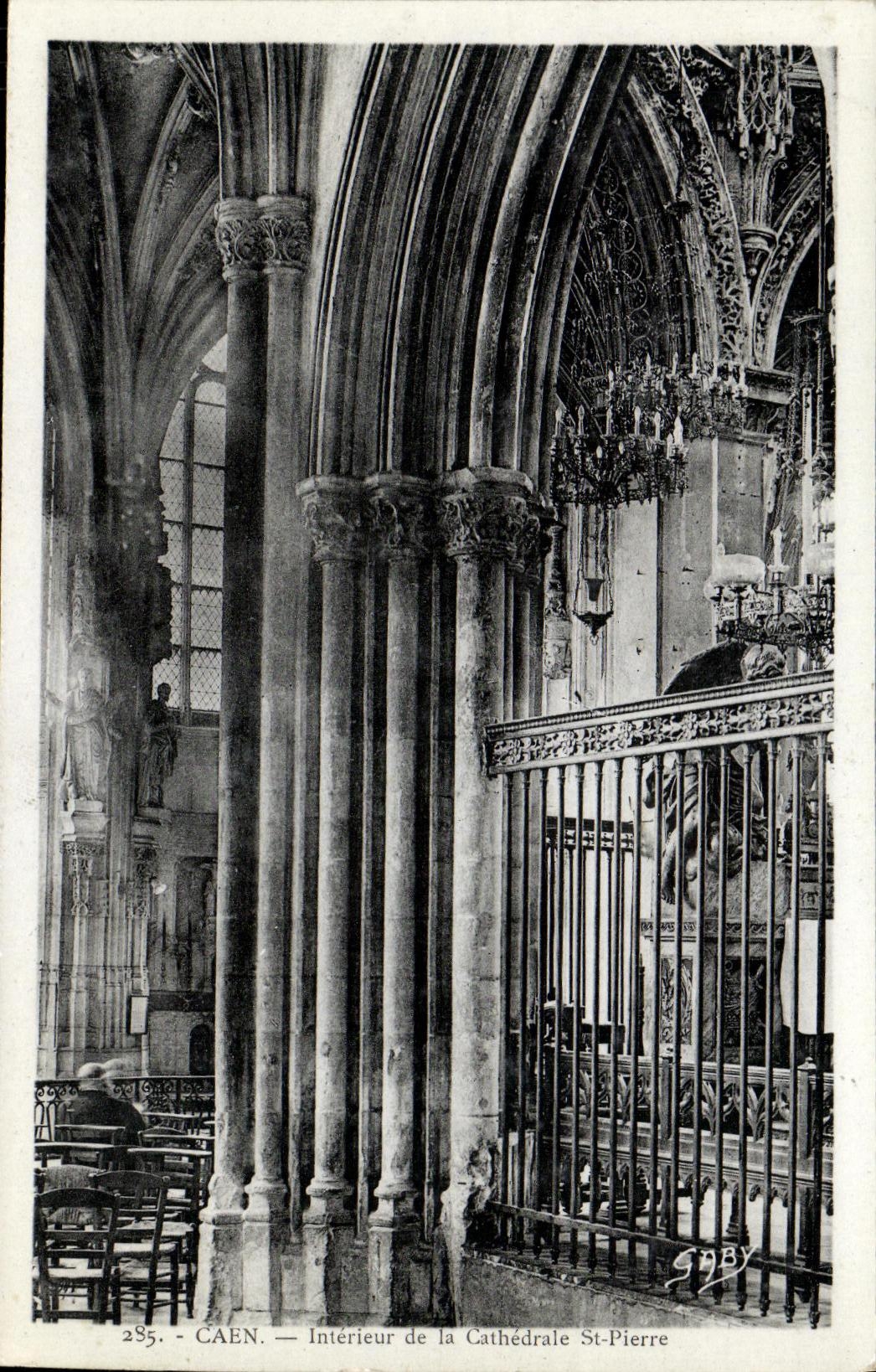 POSTAL Caen interior de la VENDIMIA del St Pedro de la catedral