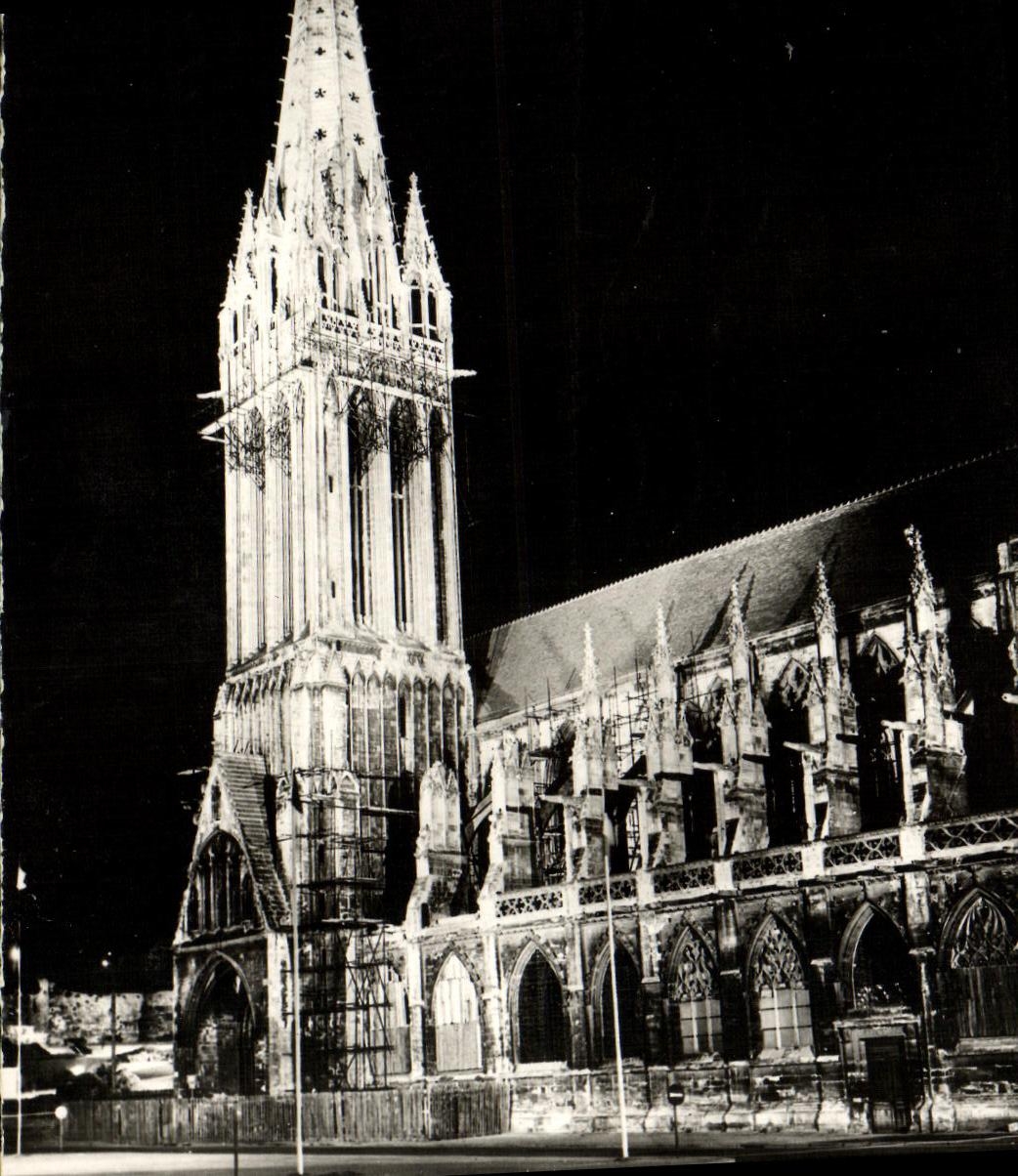 POSTAL Caen L iluminee de la VENDIMIA del Saint Pierre de la iglesia
