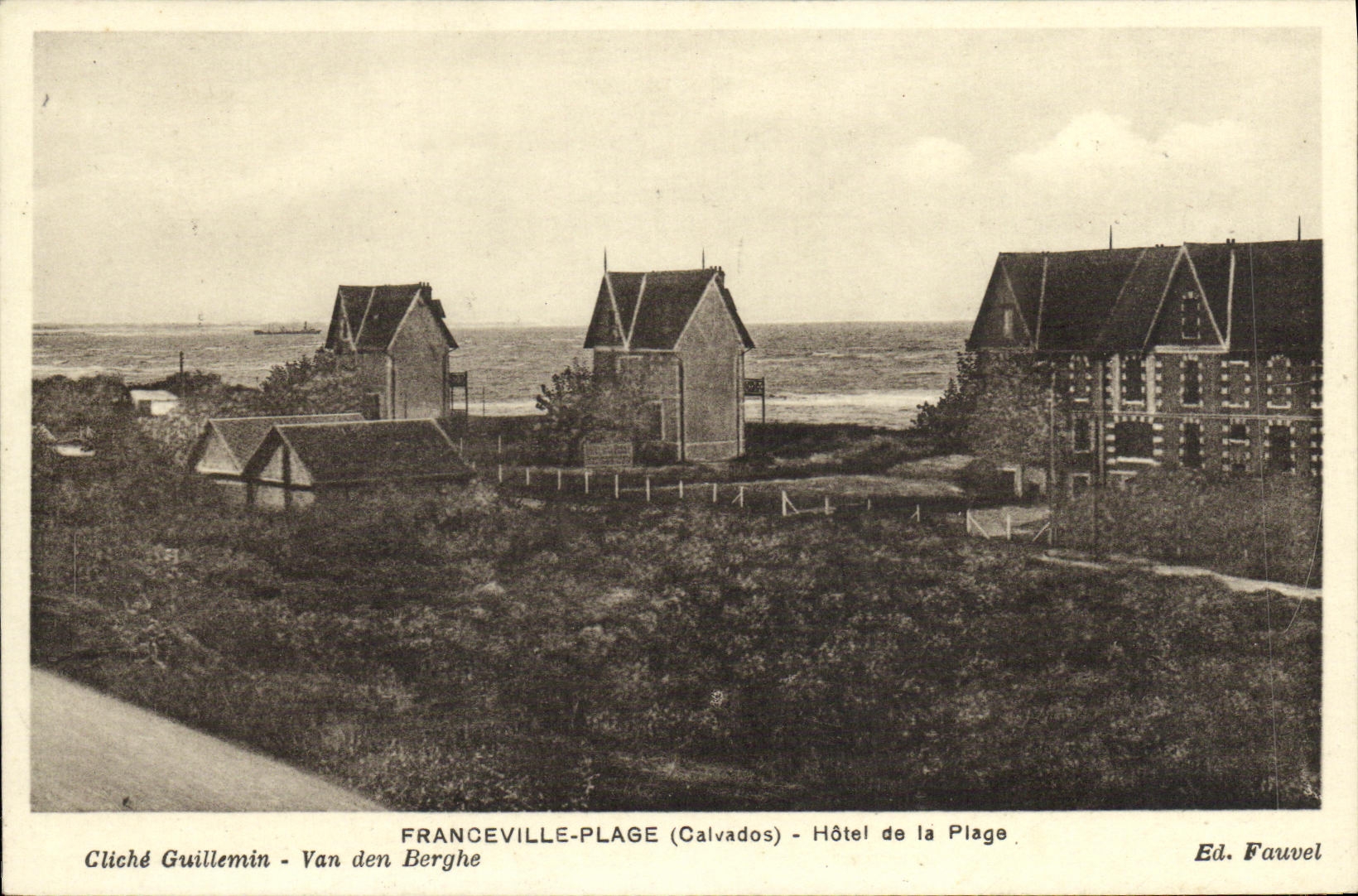 VINTAGE POSTCARD Franceville Beach Hotel of the Beach