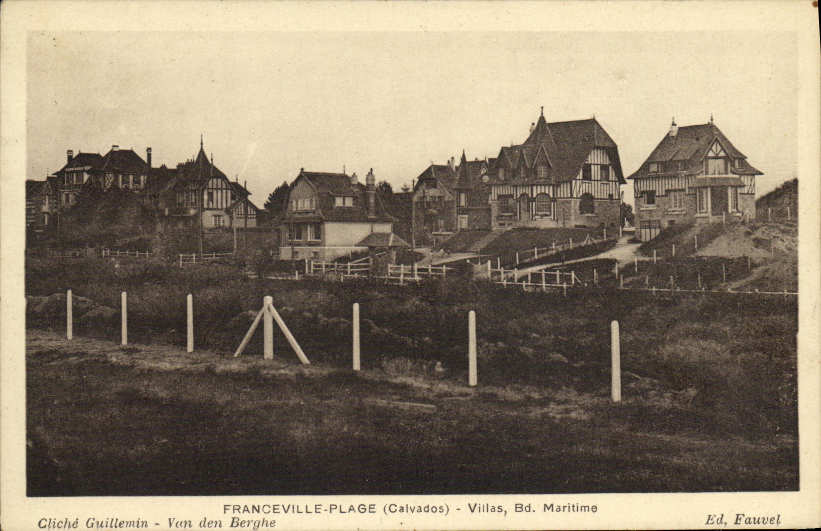 VINTAGE POSTCARD Franceville Beach maritime Villas data base