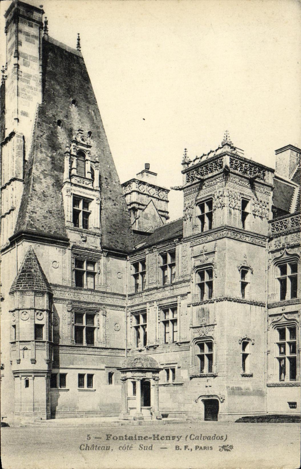 VINTAGE POSTCARD Fountain Henry Castle Southern part