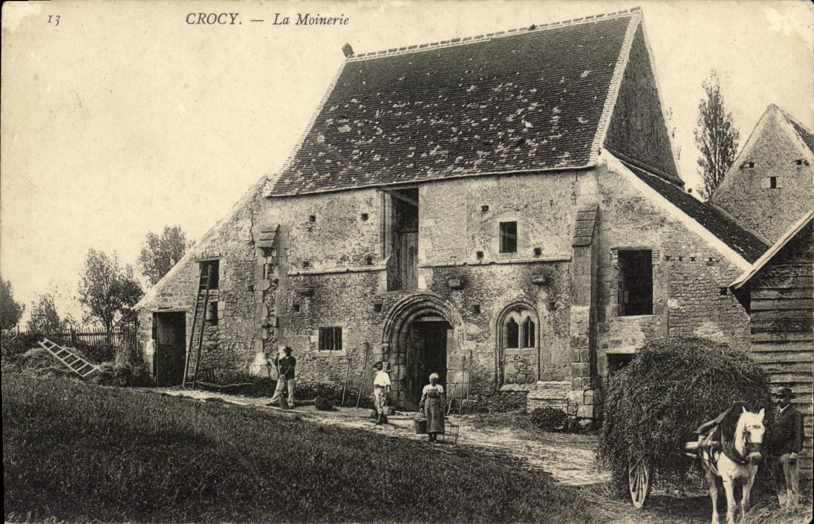 VINTAGE POSTCARD Crocy Moinerie