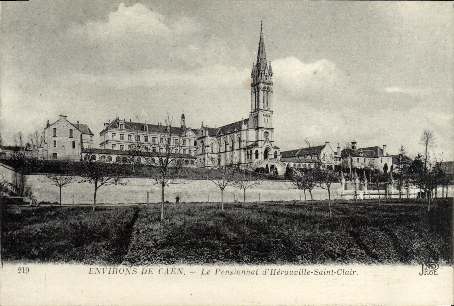 VINTAGE POSTCARD Surroundings of Caen the Boarding school D Holy Herouville Clearly