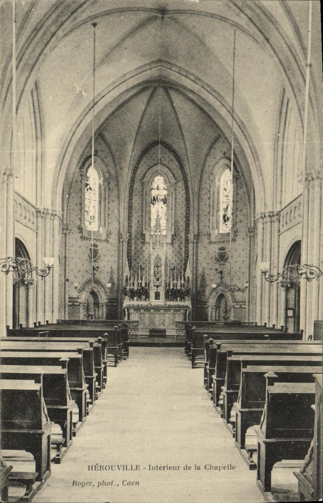 VINTAGE POSTCARD Interior Herouville of the Vault