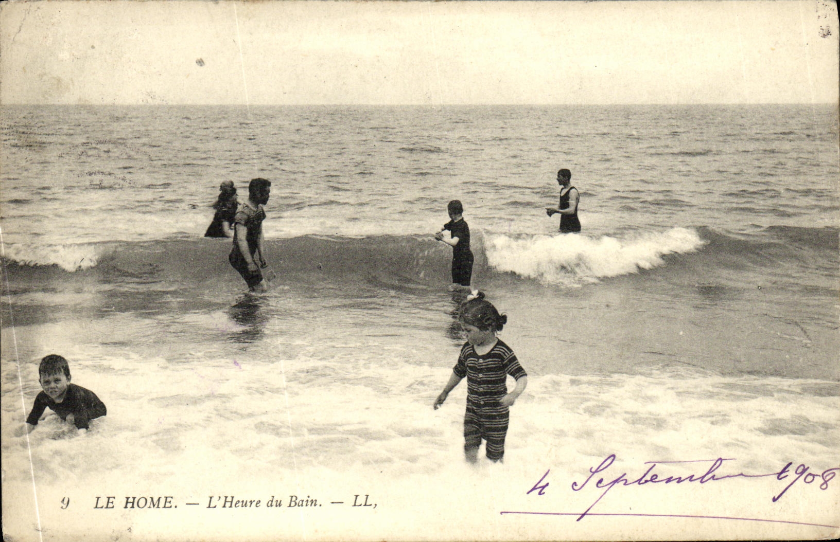 VINTAGE POSTCARD the Home L Hour of the Bath