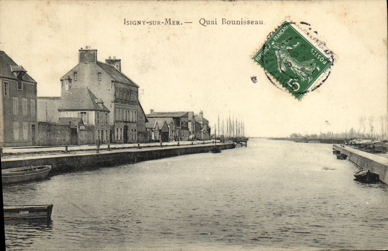 VINTAGE POSTCARD Isigny On Sea Bounisseau Quay