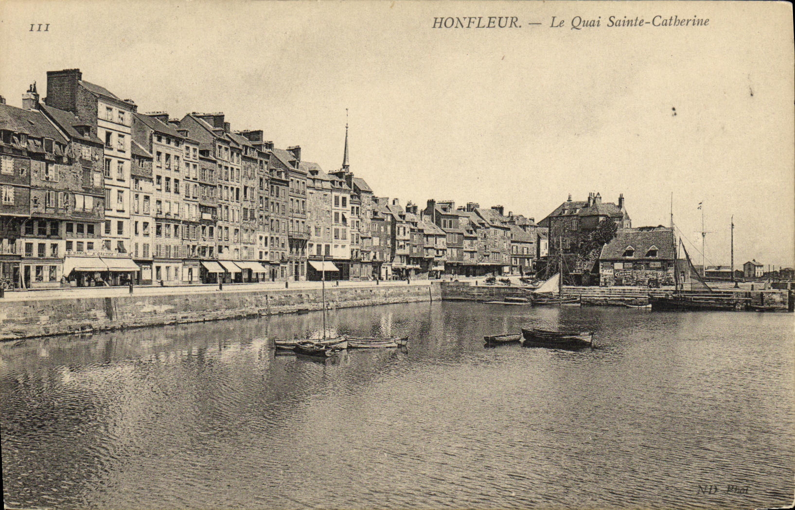 CPA Honfleur Le Quai Sainte Catherine