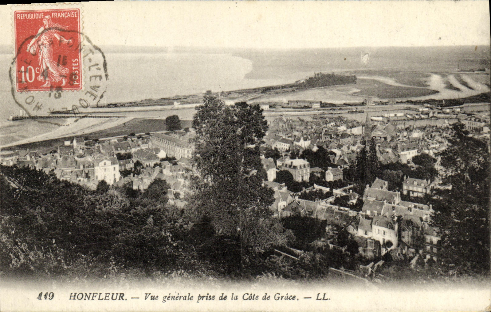 CPA Honfleur Vue Generale Prise de la Cote de Grace